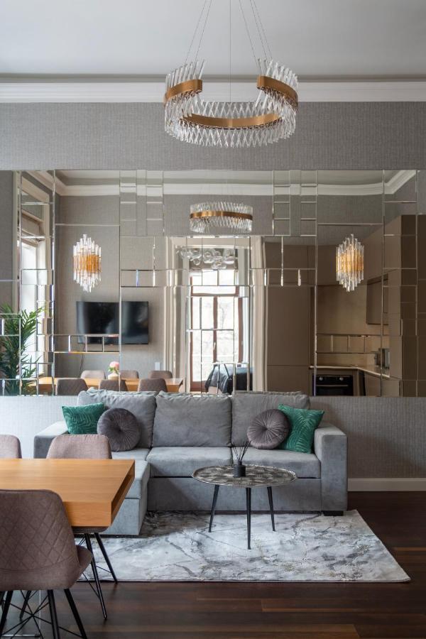 Luxury Apartment With Balcony Next To The New York Cafe 布达佩斯 外观 照片